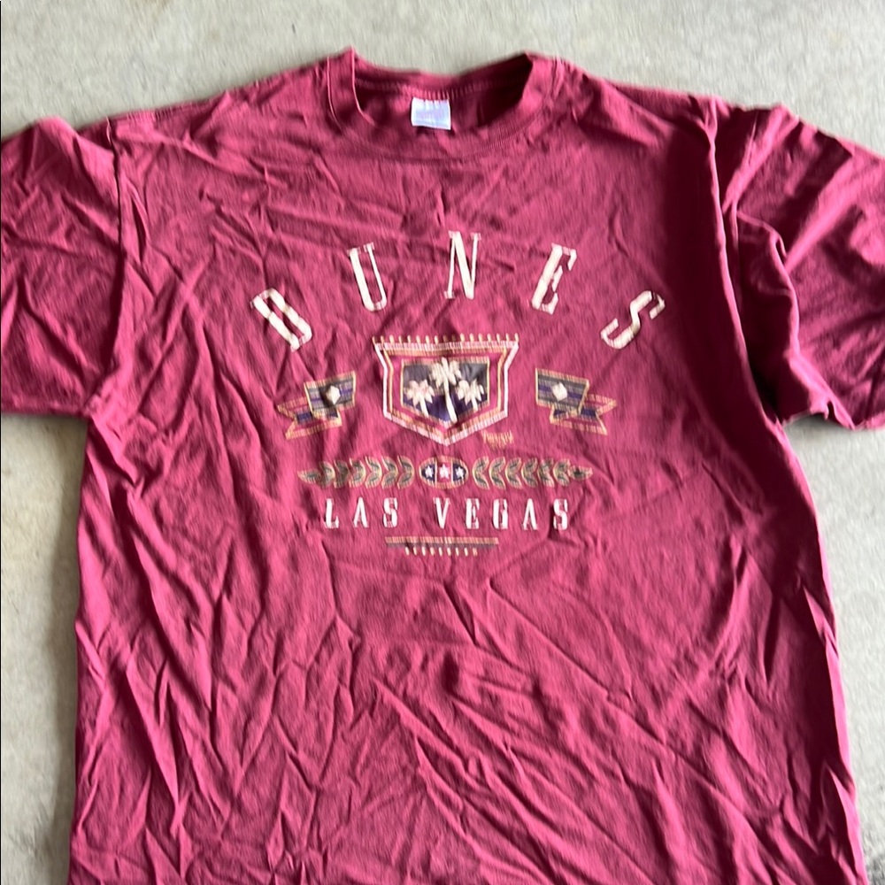 Red Dunes Las Vegas Graphic T-Shirt